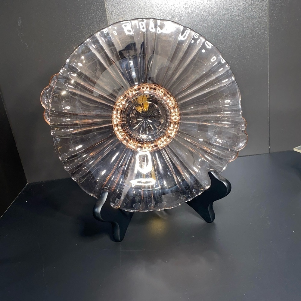 Vintage pink depression glass candy‎ dish footed